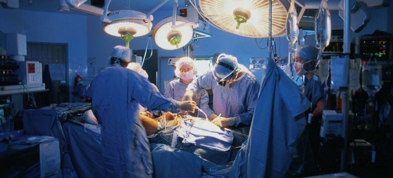 Transplantasyon hastalarında sleeve gastrektomi